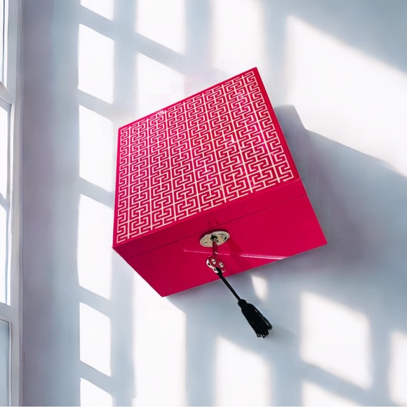 Jewelry Box - Picture 3 of 3